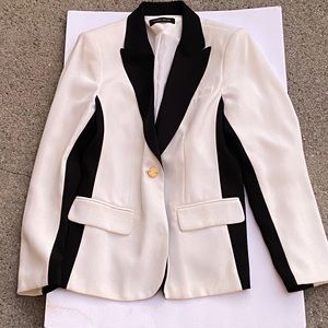 Ivanka Trump white and black suit jacket